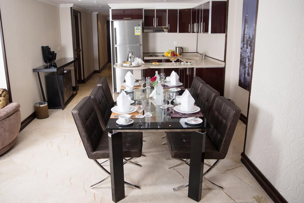 A suite in the Retaj Albayt Suites Hotel, Makkah